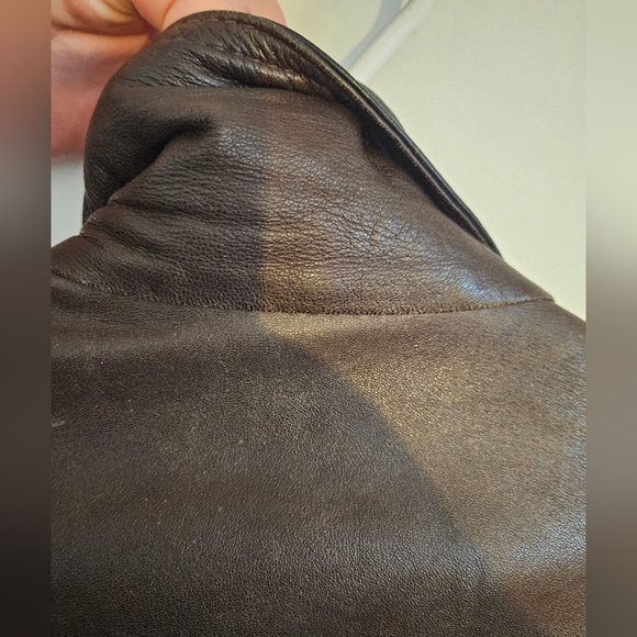 Vintage Leather Jacket - Picture 2 of 11